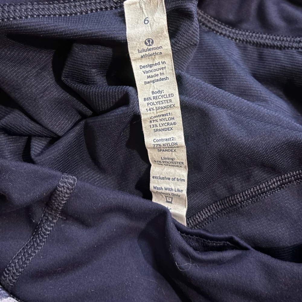 LULULEMON Athletica Shorts Size 6 - Picture 9 of 13